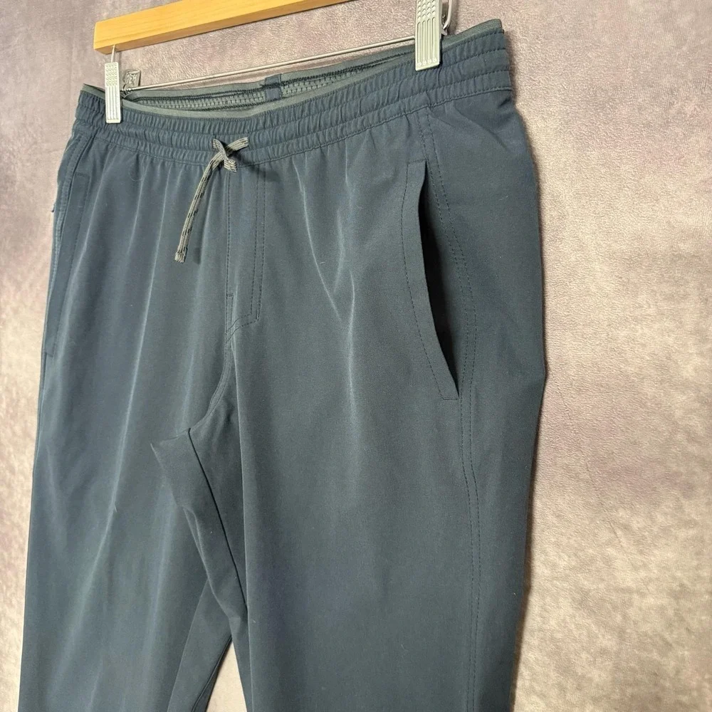 Kuhl Freeflex Jogger Pants Mens Small Gray Softshell Hiking Zip Pockets‎ Stretch